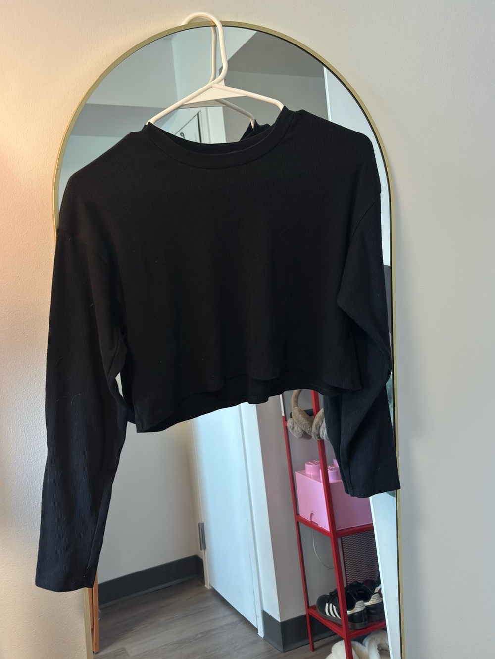 Forever21 Cropped Long Sleeve